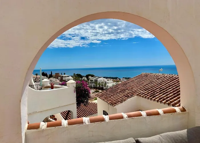 Casa Paz - 2 Bed 1 Bath Terrace Views