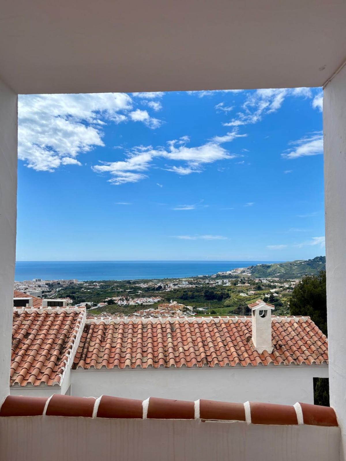 Apartment Casa Paz - 2 Bed 1 Bath Terrace Views *