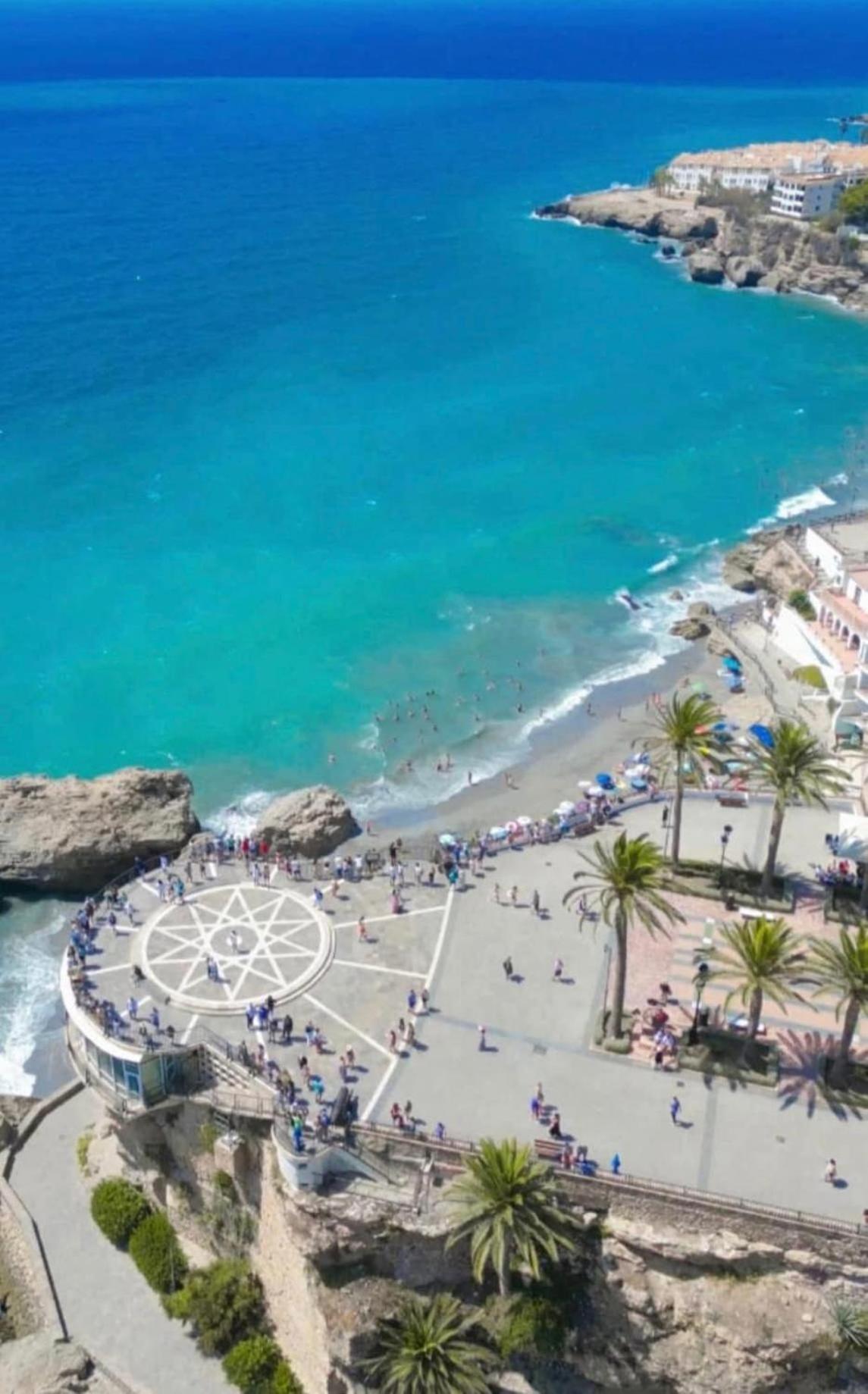 Casa Paz - 2 Bed 1 Bath Terrace Views *
